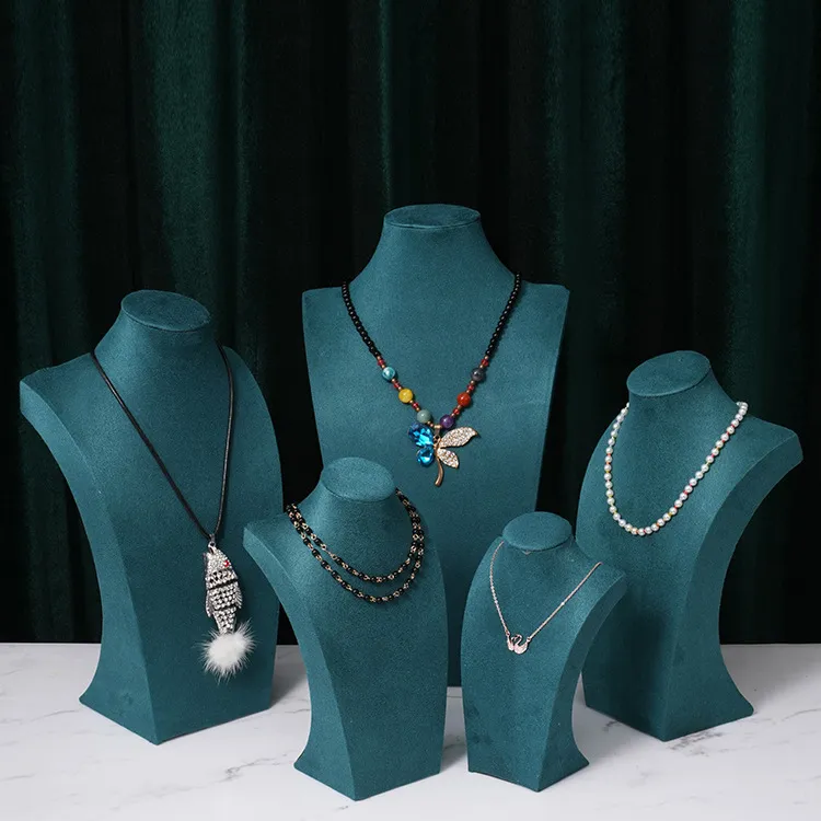 necklace display