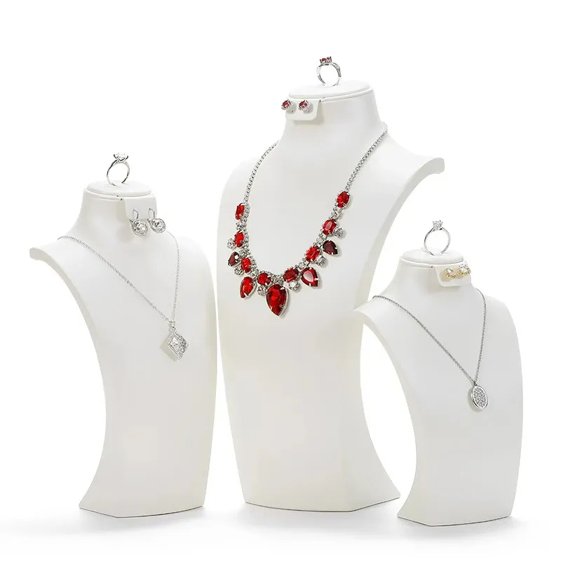 necklace display