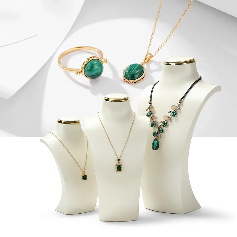 necklace display