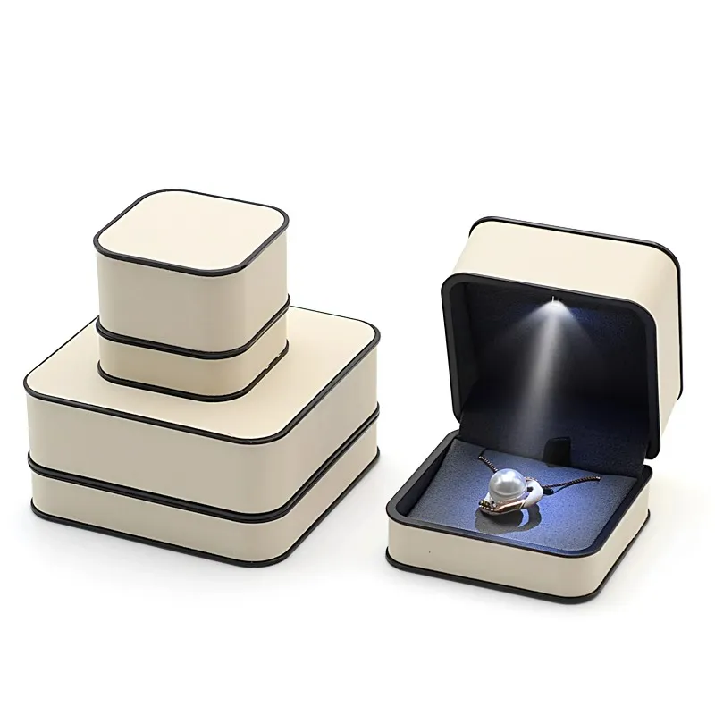 necklace pendant box